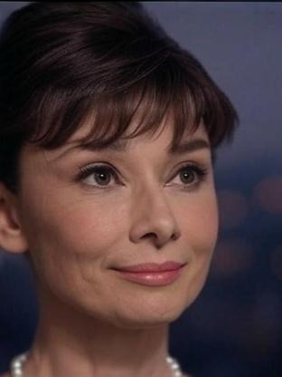 Person who looks like Claudia Jessie