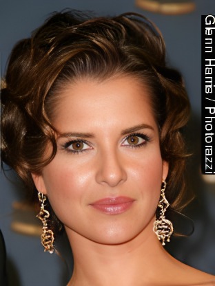 Person who looks like Josie Loren
