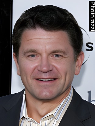 Person who looks like Michael Shannon