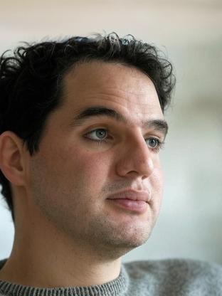 Person who looks like Darren Criss