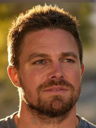 Person who looks like Garret Dillahunt