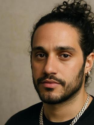 Person who looks like Ricky Whittle
