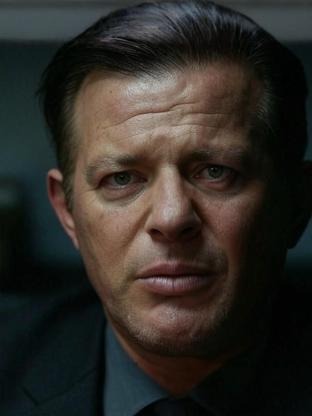 Person who looks like Grant Show