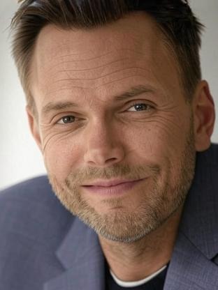 Person who looks like Jimmi Simpson