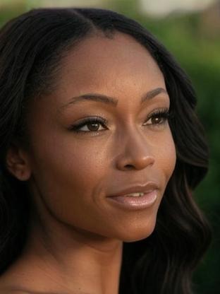 Person who looks like Issa Rae