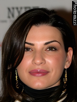 Person who looks like Rachel Ticotin