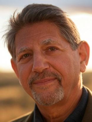 Person who looks like Stephen Macht