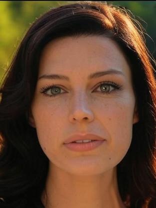 Person who looks like Nicole Muirbrook