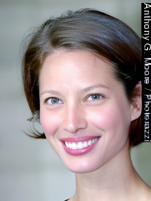 Person who looks like Jaime Murray