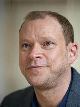 Person who looks like Mark Heap