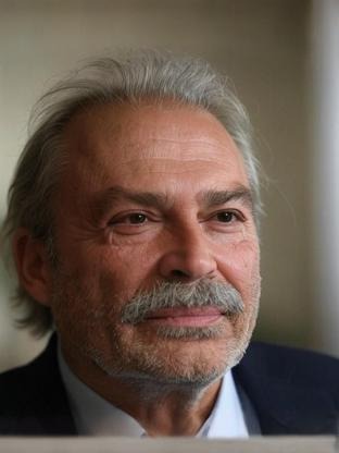 Person who looks like Sam Neill