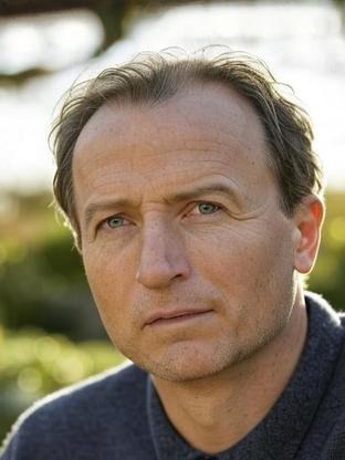 Person who looks like Gene Kelly