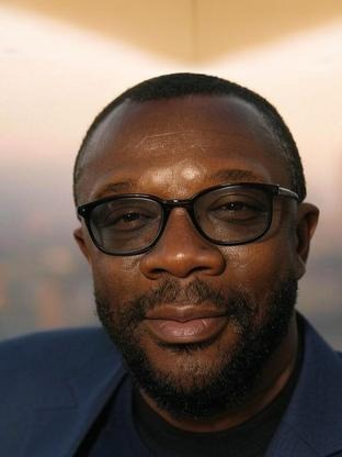 Person who looks like Malik Yoba