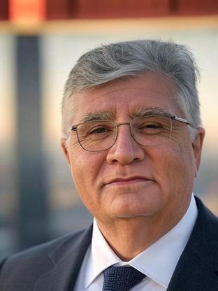 Person who looks like Martin Shaw