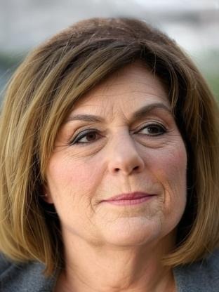 Person who looks like Jeannie Berlin