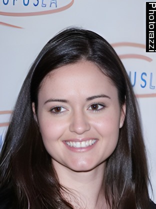 Person who looks like Emily Cox