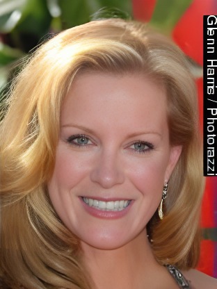 Person who looks like Julie Hagerty