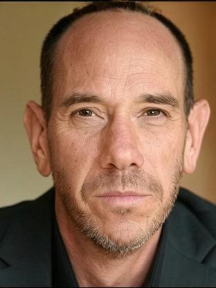 Person who looks like Dwayne Johnson