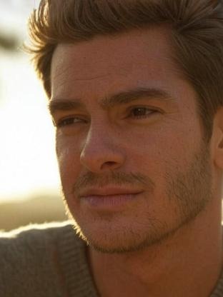 Person who looks like Lewis Tan