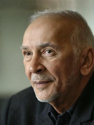 Person who looks like Taylor Negron