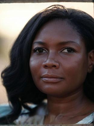 Person who looks like Cece Winans