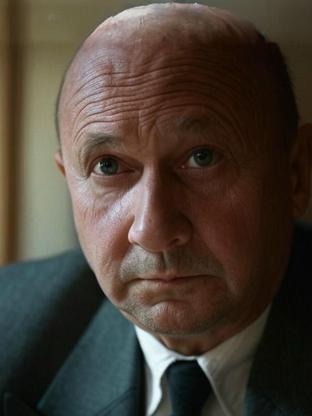 Person who looks like James Gandolfini