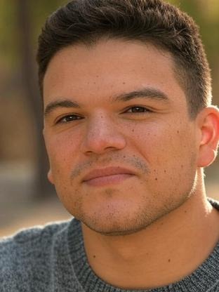 Person who looks like Jerry Ferrara