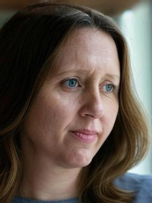 Person who looks like Kristen Schaal