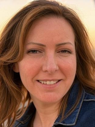 Person who looks like Shauna Robertson