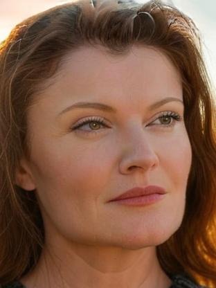 Person who looks like Jenette Goldstein
