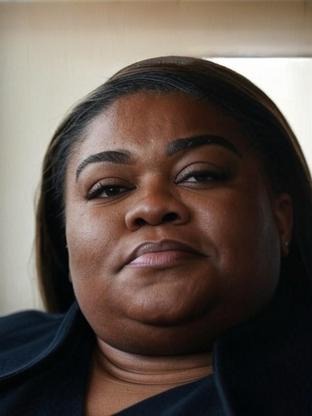 Person who looks like Cece Winans