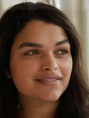 Person who looks like Marisa Abela