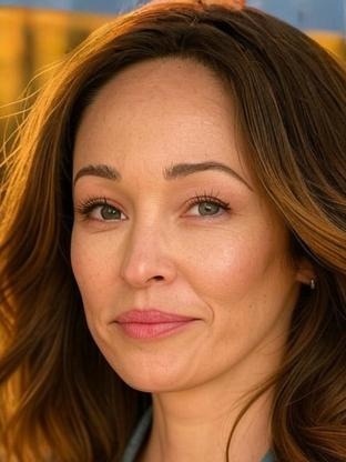 Person who looks like Linda Park