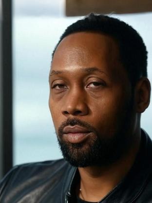 Person who looks like The Dream (Musician)