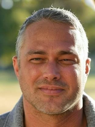 Person who looks like Nick Swisher