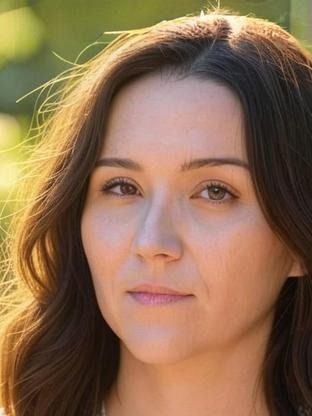 Person who looks like Madeline Zima