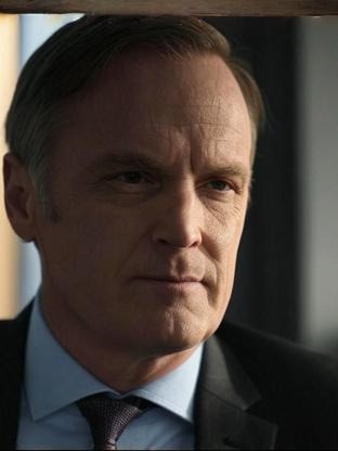 Person who looks like Michael Keaton