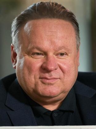 Person who looks like Ian McNeice
