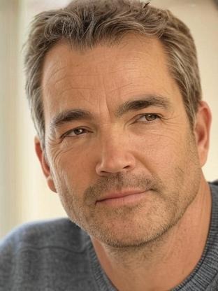 Person who looks like Jim Parsons
