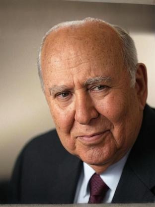 Person who looks like Frank Langella