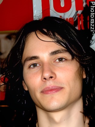Person who looks like Gerard Way