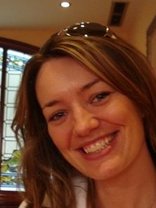 Person who looks like Jeri Ryan