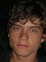 Person who looks like Tom Welling