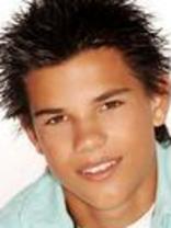 Person who looks like Taylor Lautner