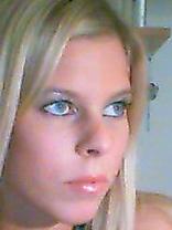 Person who looks like Claudia Schiffer