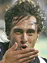 Person who looks like Mike Vogel