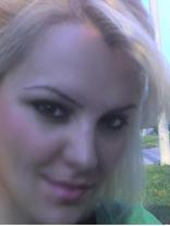 Person who looks like Anna Faris