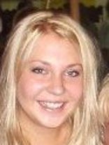 Person who looks like Julie Gonzalo