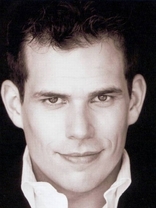 Person who looks like Michael C. Hall