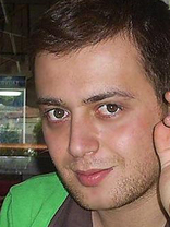 Person who looks like Eddie Kaye Thomas